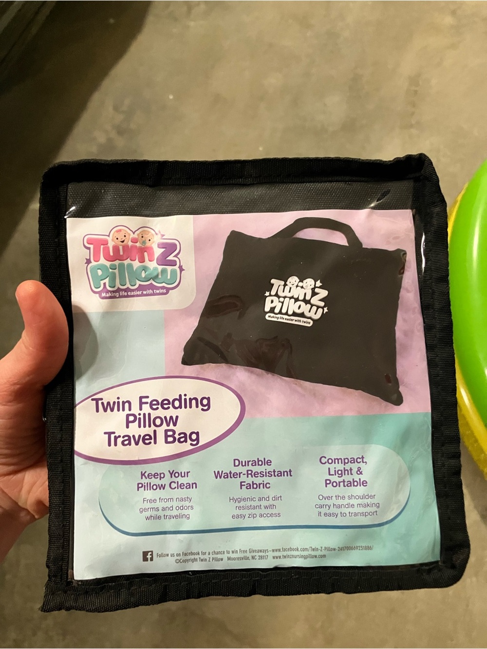 TwinZ Pillow Twin Feeding Pillow Travel Bag - Black